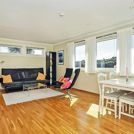 Cozy Apartment In Straumsgrend With Kitchen Bergen Eksteriør billede