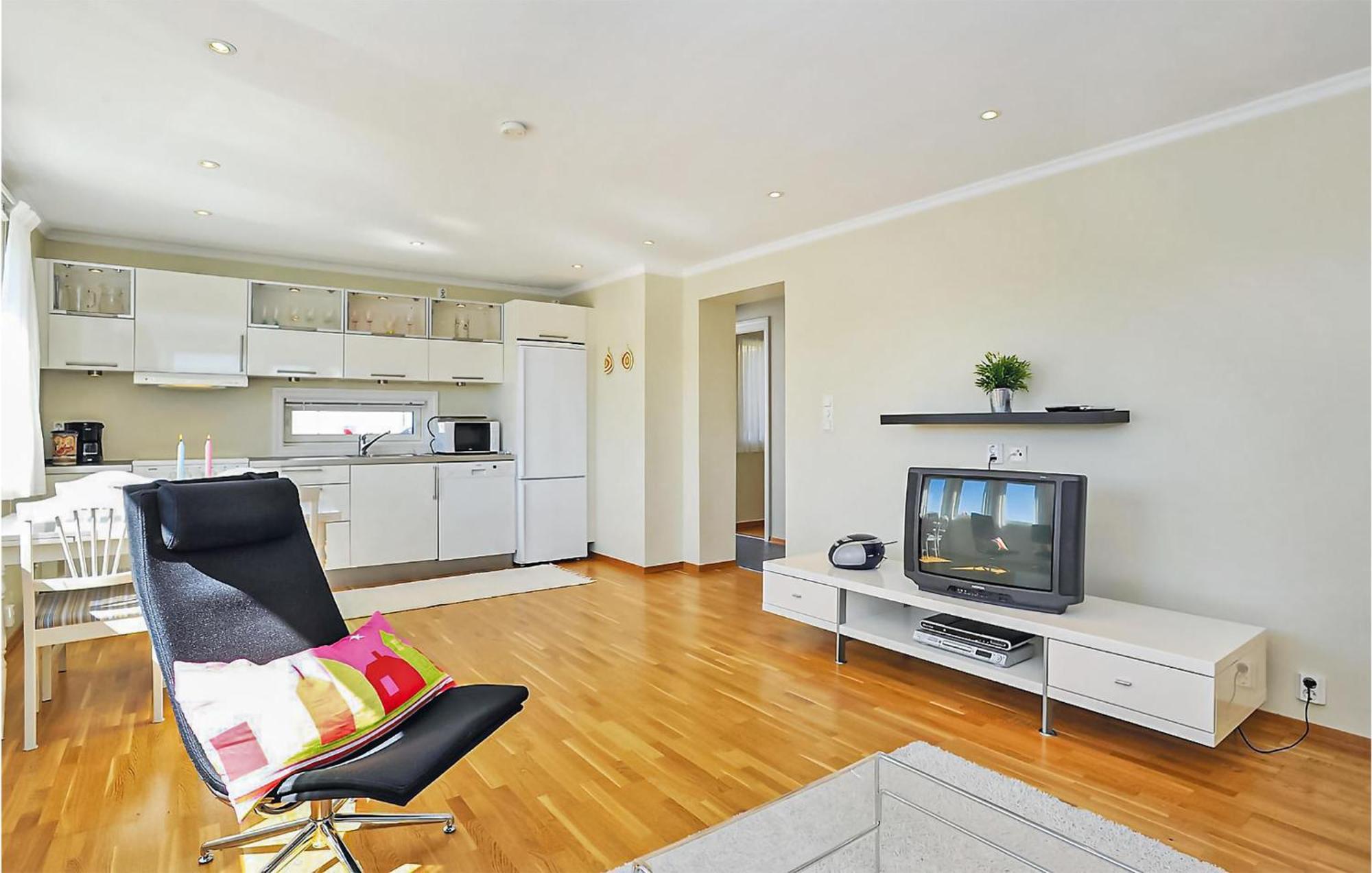 Cozy Apartment In Straumsgrend With Kitchen Bergen Eksteriør billede
